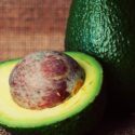 Avocado-Salat mit Joghurt-Dressing